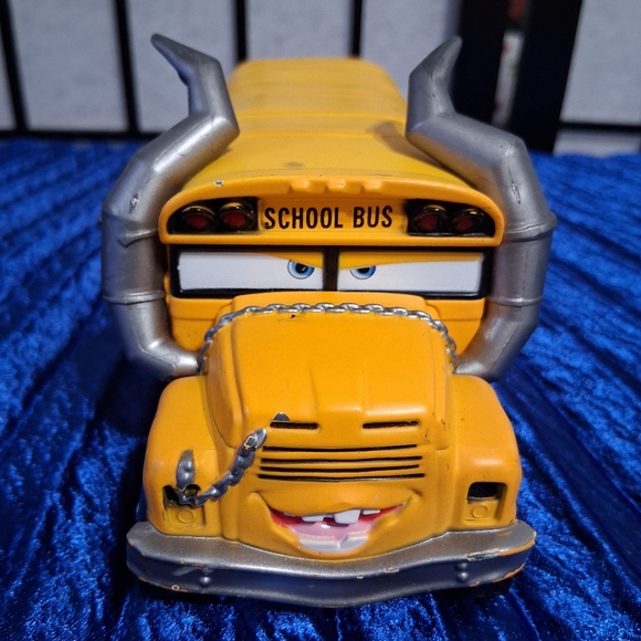 Pixar Car, Miss Fritt.Deluxe Die-Cast Car and Fortnite 4 Wheeler Quadcrasher - Picture 13 of 16